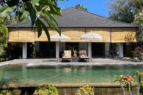 3 bedrooms Villa in Singaraja, Indonesia No. 45299 4