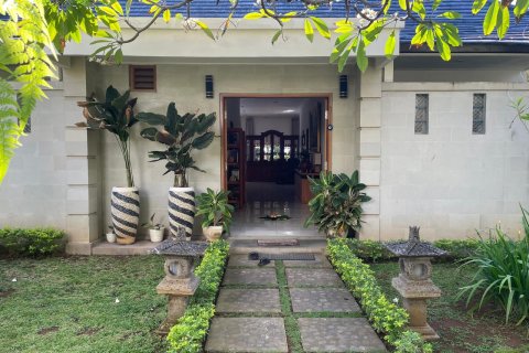 3 bedrooms Villa in Singaraja, Indonesia No. 45299 2