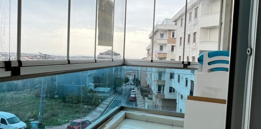 3+1 Apartment en Istanbul, Turkey No. 14359