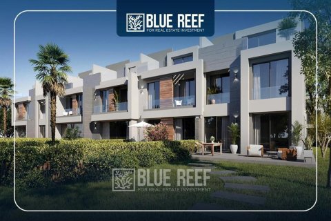 3 bedrooms Townhouse in New Capital Compounds, Egypt No. 38439 4