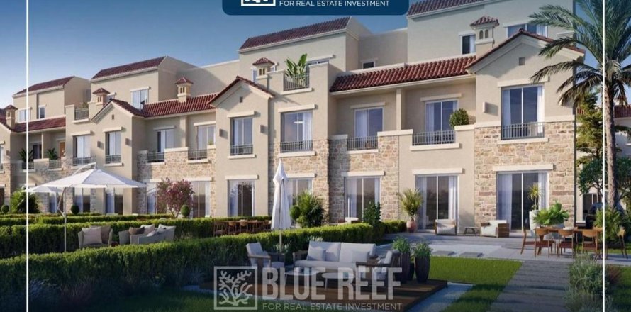 3 bedrooms Townhouse in New Capital Compounds, Egypt No. 38438