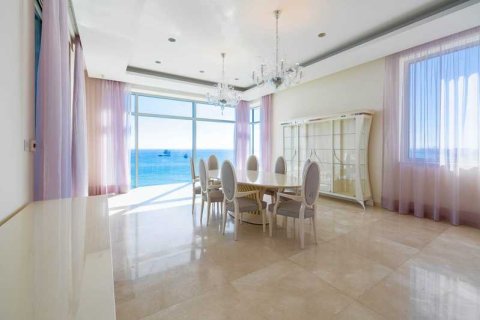 3 bedrooms Penthouse in Limassol, Cyprus No. 76305 15