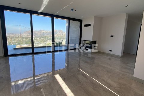 5+1 Villa in Bodrum, Turkey No. 11065 10