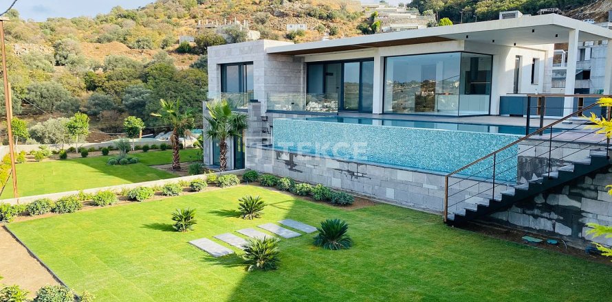 5+1 Villa en Bodrum, Turkey No. 11065