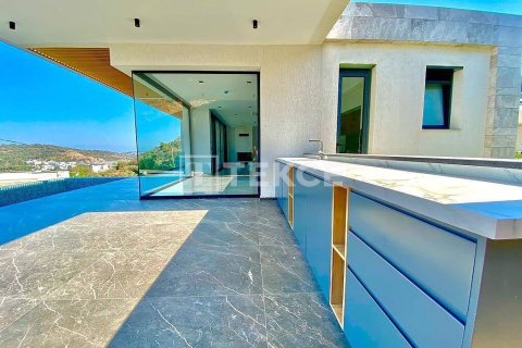 5+1 Villa in Bodrum, Turkey No. 11065 3