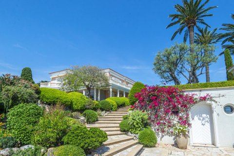 7 bedrooms Villa in Antibes, France No. 67958 4