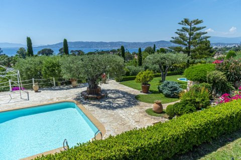 7 bedrooms Villa in Antibes, France No. 67958 9