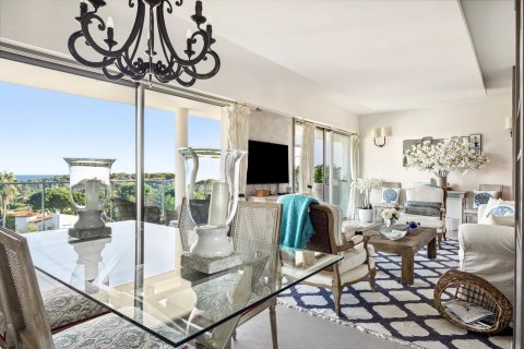 3 dormitorios Apartment en Antibes, France No. 67954 7