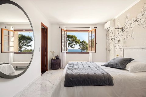 4 bedrooms Villa in Antibes, France No. 67957 13