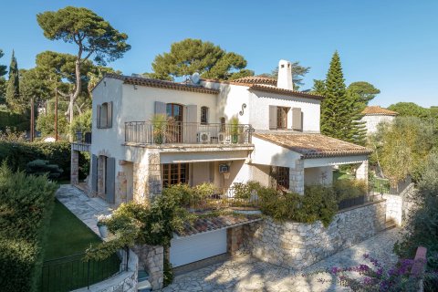 4 bedrooms Villa in Antibes, France No. 67957 17