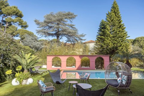 4 bedrooms Villa in Antibes, France No. 67957 16