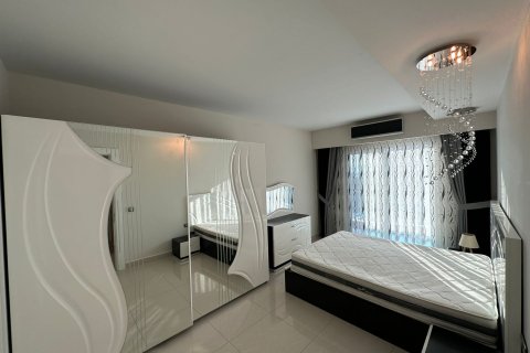 2+1 Apartment in Mahmutlar, Turkey No. 13865 10