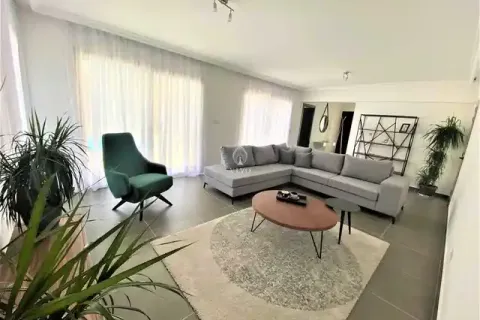4 bedrooms Villa in Pyrgos, Cyprus No. 77233 5