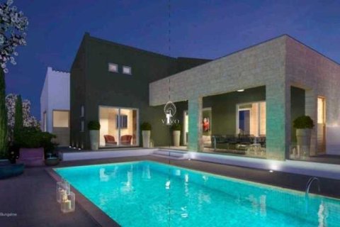 3 bedrooms House in Pissouri, Cyprus No. 77229 1