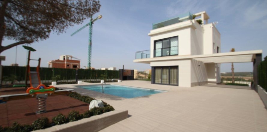 4 dormitorios Villa en Campoamor, Spain No. 25985