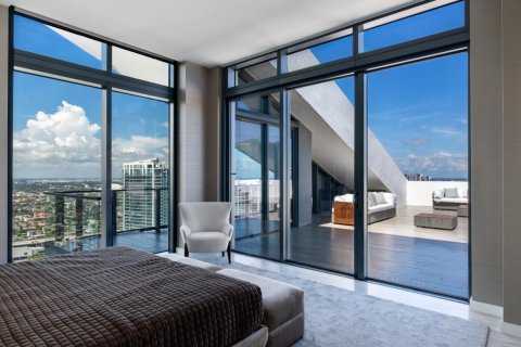 4 bedrooms Penthouse in Miami, USA No. 62419 23