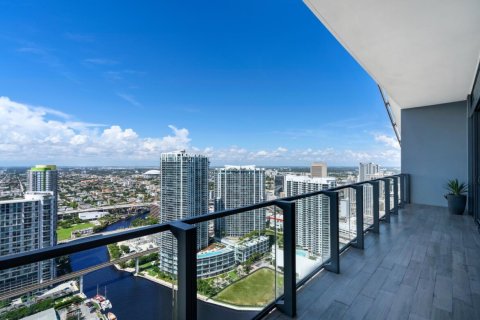 4 dormitorios Penthouse en Miami, USA No. 62419 21