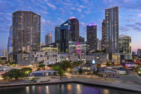 3 chambres Penthouse à Miami, USA No. 62416 13