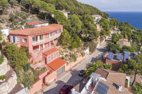 4 dormitorios House en Blanes, Spain No. 25446 2