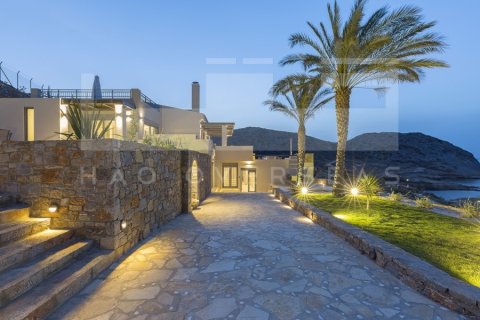 5 bedrooms Villa in Crete, Greece No. 24323 17