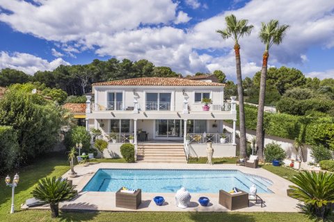 3 bedrooms Villa in Vallauris, France No. 69198 2