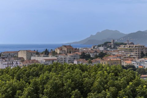 3 dormitorios Apartment en Cannes, France No. 69197 17