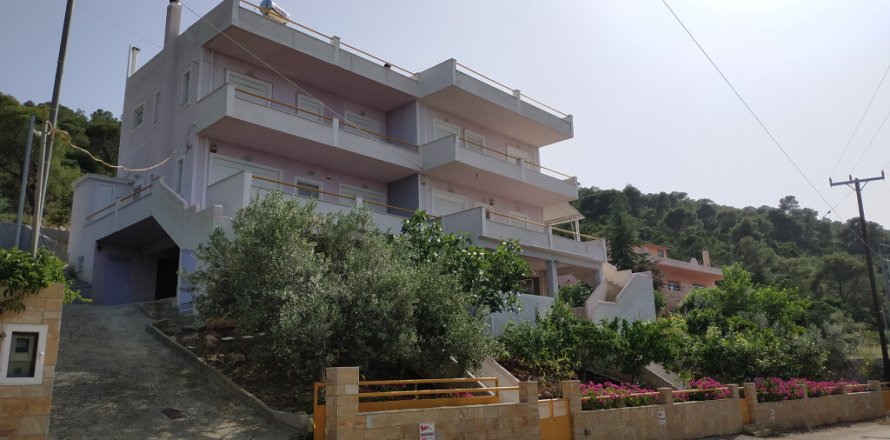 4 dormitorios Maisonette en Solygeia, Greece No. 56529