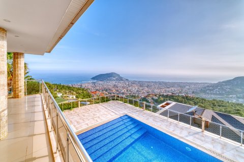 4+1 Villa in Alanya, Turkey No. 13989 1