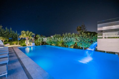 9 bedrooms Villa in Marbella, Spain No. 27467 13