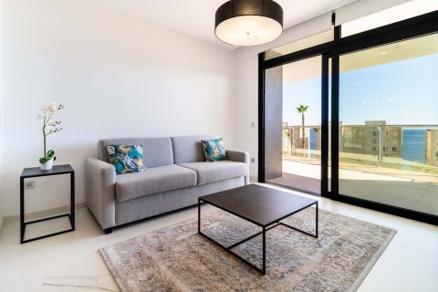 2 dormitorios Apartment en Benidorm, Spain No. 26802 6