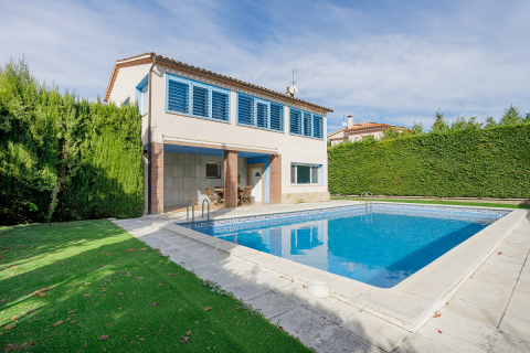 4 dormitorios House en Lloret de Mar, Spain No. 26877 1