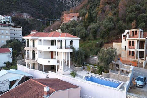 4 dormitorios House en Budva, Montenegro No. 66747 6