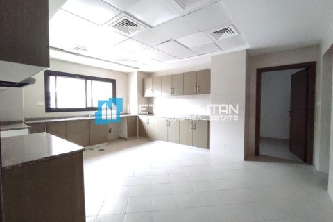 3 bedrooms Villa in Al Salam Street, UAE No. 7769 7