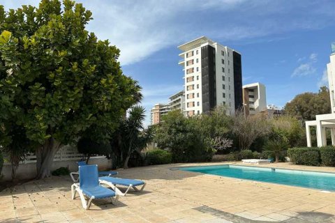 2 dormitorios Apartment en Agios Tychonas, Cyprus No. 72263 17