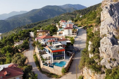 5+1 Villa en Kestel, Turkey No. 12641 9