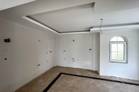 5+1 Villa in Tepe, Turkey No. 12640 2