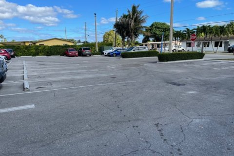 2787m² Commercial property in Miami, USA No. 62403 20