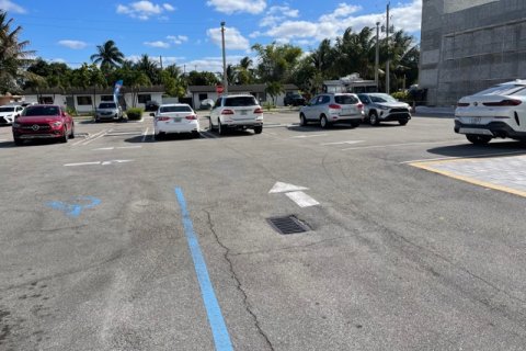 2787m² Commercial property in Miami, USA No. 62403 14