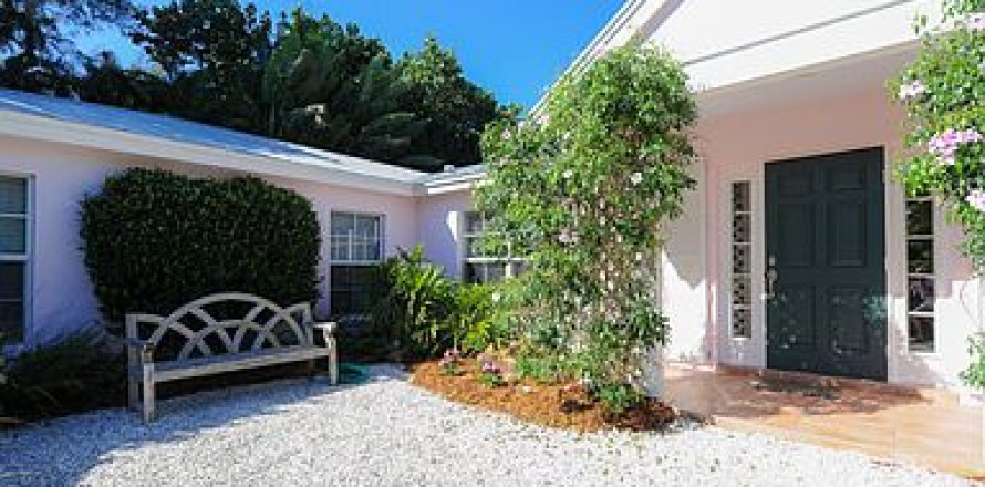 3 bedrooms Villa in Sanibel, USA No. 62401