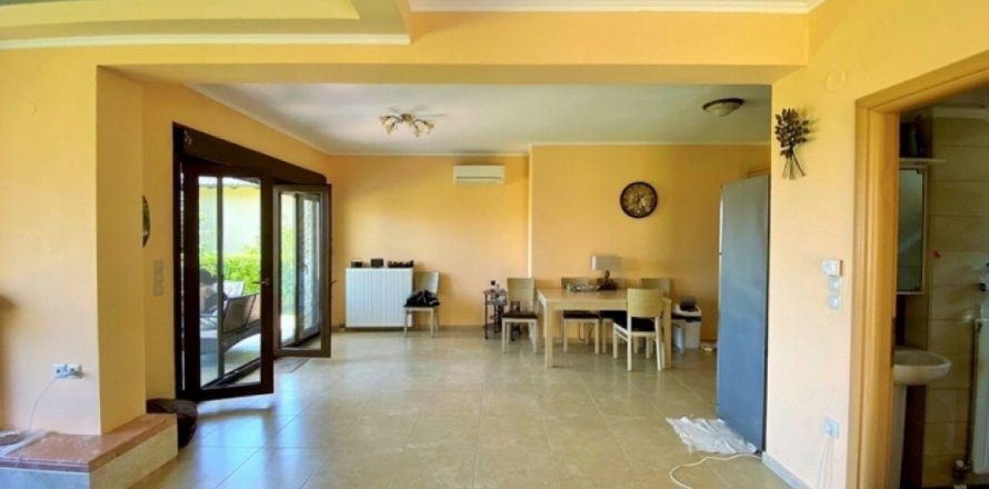 3 bedrooms Villa in Central Macedonia, Greece No. 52406