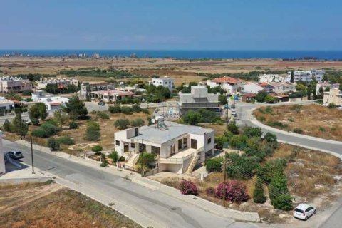 3 dormitorios Villa en Deryneia, Cyprus No. 73334 1