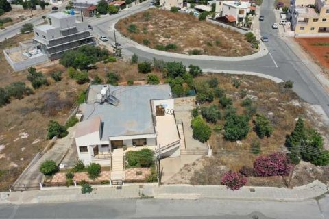 3 dormitorios Villa en Deryneia, Cyprus No. 73334 2