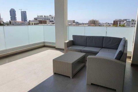 2 bedrooms Apartment in Limassol, Cyprus No. 64086 10