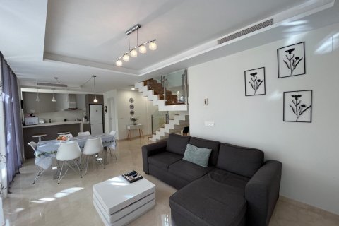 3 chambres Appartement à Villajoyosa, Spain No. 25909 1