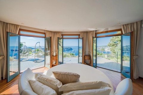 5 bedrooms Villa in Villefranche-sur-Mer, France No. 67242 12