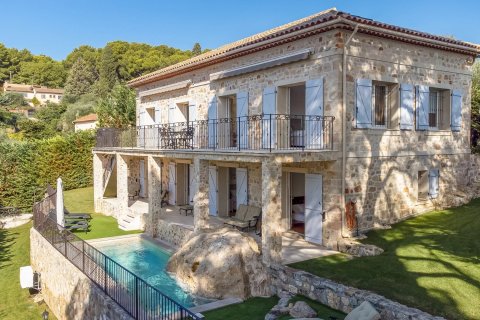 5 bedrooms Villa in Mougins, France No. 67244 4