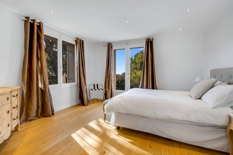 5 bedrooms Villa in Mougins, France No. 67244 12