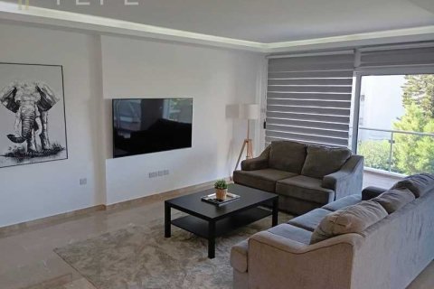 4 dormitorios Apartment en Agios Tychonas, Cyprus No. 65669 1