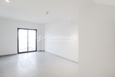 3 bedrooms Townhouse in Al Ghadeer, UAE No. 3374 6