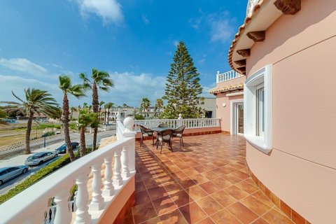 5 bedrooms Villa in La Zenia, Spain No. 27663 28